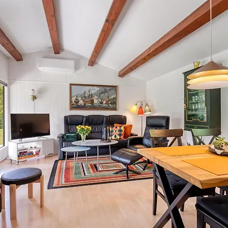 Hébergement de vacances Maris - 200m From The Sea By Interhome *