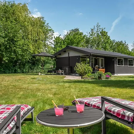Maris - 200m From The Sea By Interhome Stubbekøbing