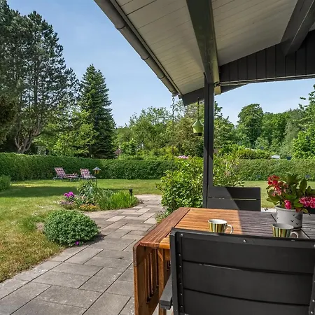 Hébergement de vacances Maris - 200m From The Sea By Interhome